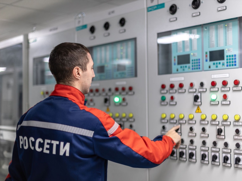 Филиал ПАО «Россети» установил цифровые защиты на важном энергоцентре Забайкалья